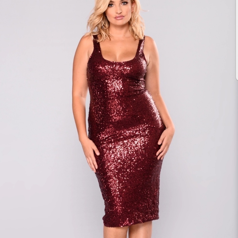 Fashion Nova Sequin burgundy dress
